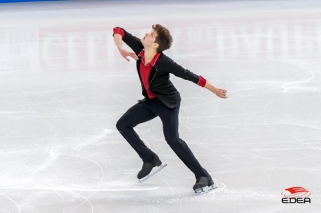 Ice Gallery Skates U.S.